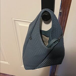 Elegant Blue Woven Women's Bag